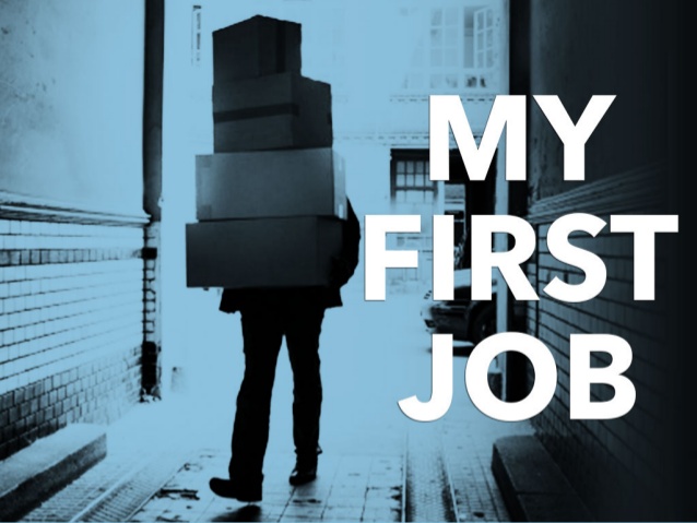 How to Weigh the Risks When Choosing Your First Job